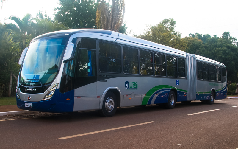 Mamute - ônibus circular interno.
